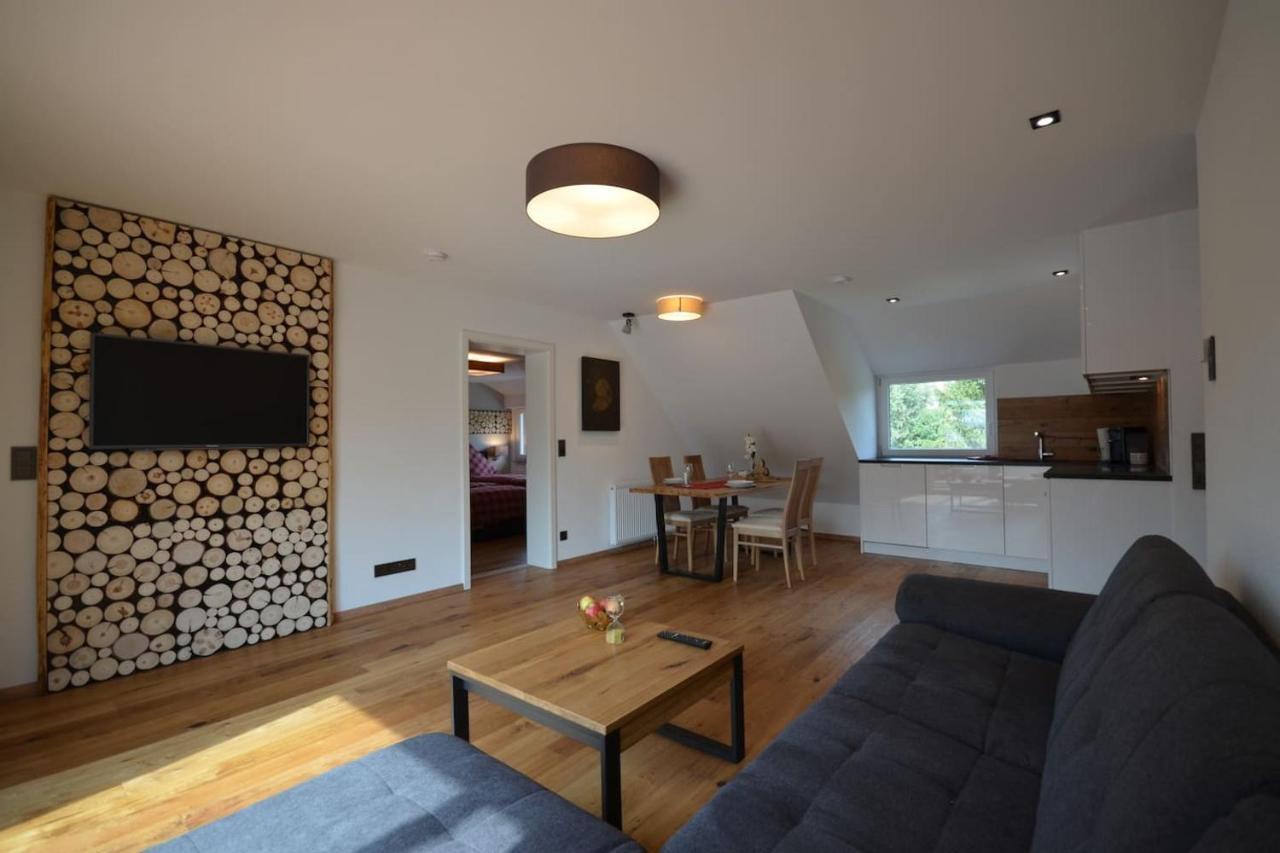 Apartment Keuerleber Holzmaden Eksteriør billede