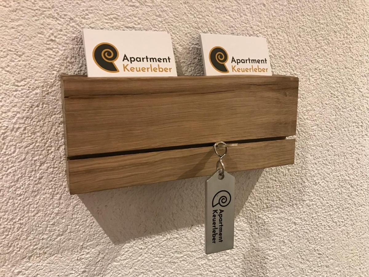 Apartment Keuerleber Holzmaden Eksteriør billede
